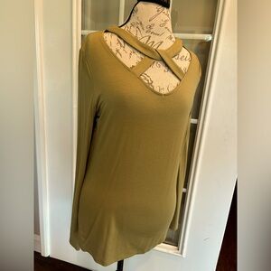 INC International Concepts women’s shirt size Large